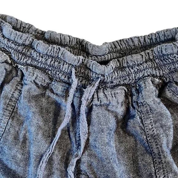 Blue Linen Shorts | Size Small - Picture 5 of 6